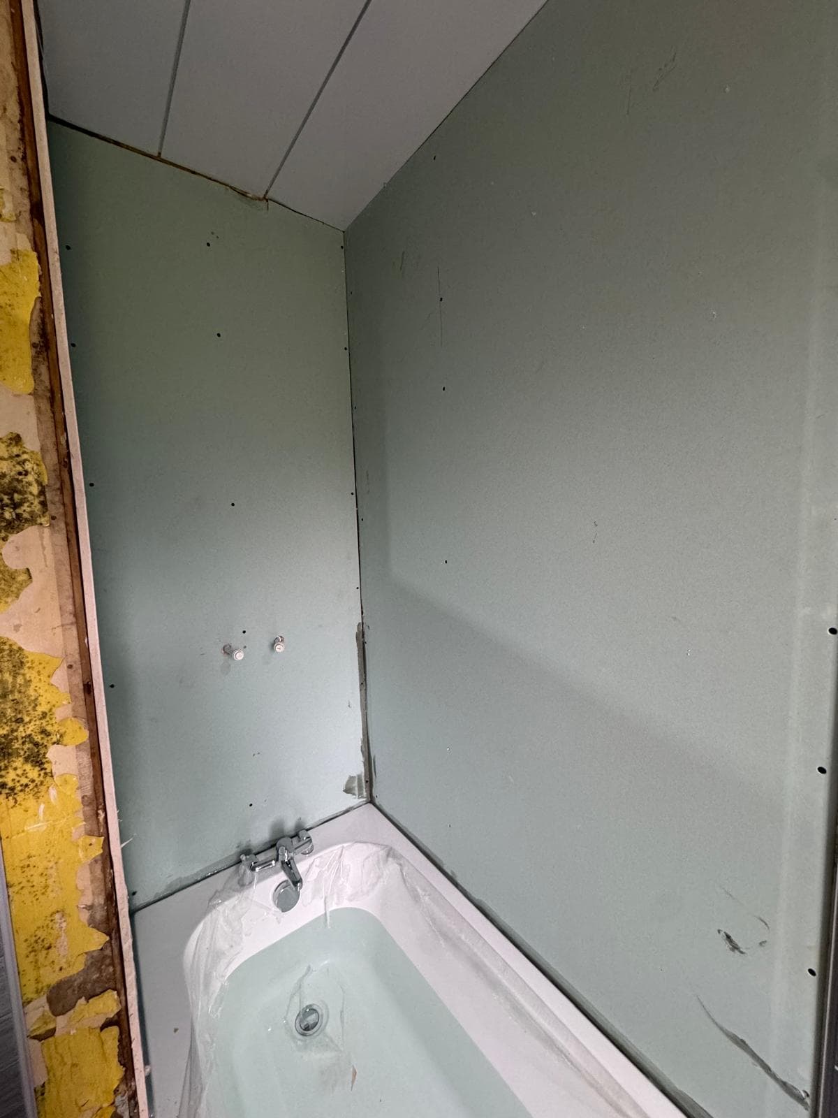 Example bathroom finish 9